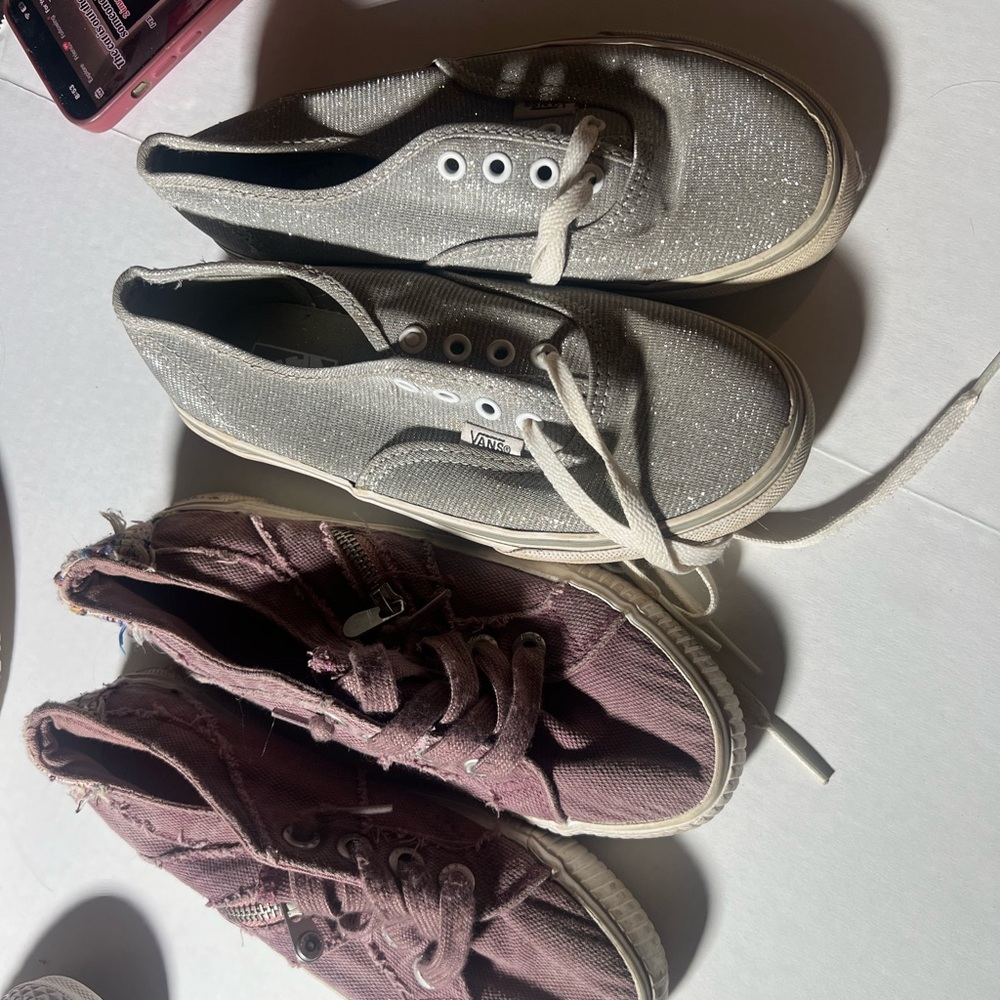 Girls size 2 vans
